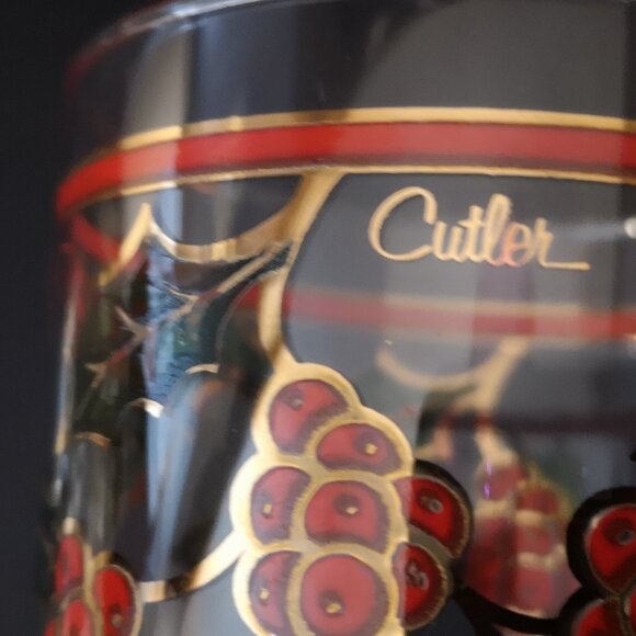 Vintage Cutler Christmas Glass Tumblers Set of 4 with Holly Berries & Leaves - Picture 2 of 4